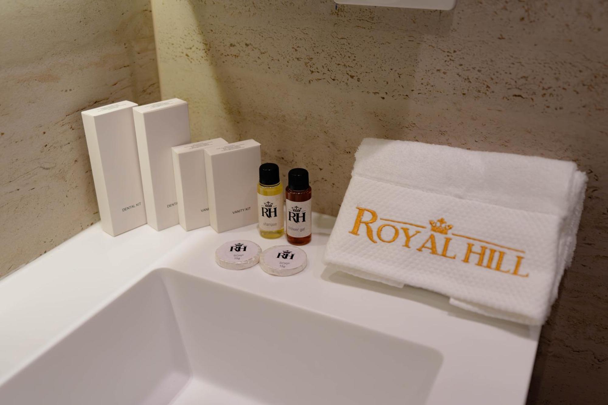 Royal Hill Hotel Vorë Екстериор снимка