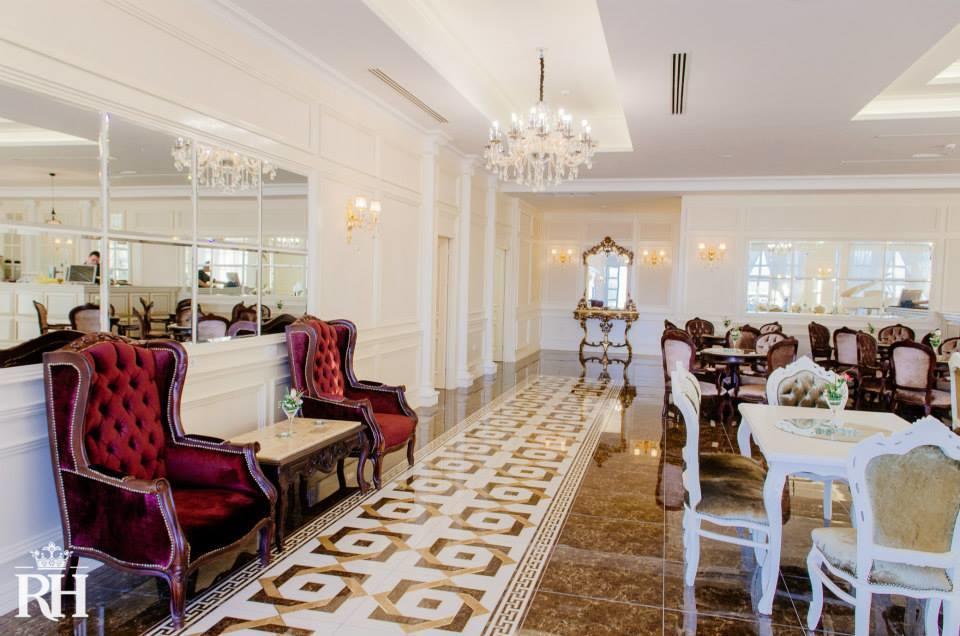 Royal Hill Hotel Vorë Екстериор снимка