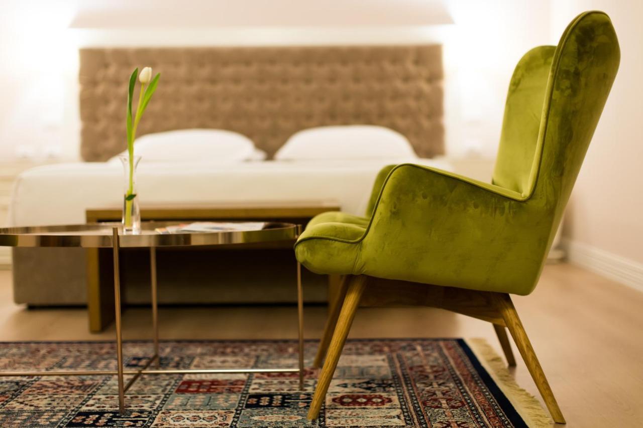 Royal Hill Hotel Vorë Екстериор снимка